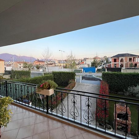 Kamez Villa Cerpja מראה חיצוני תמונה