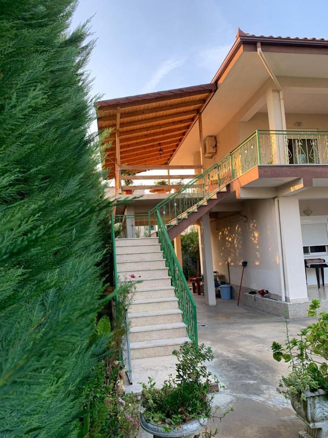 Kamez Villa Cerpja מראה חיצוני תמונה